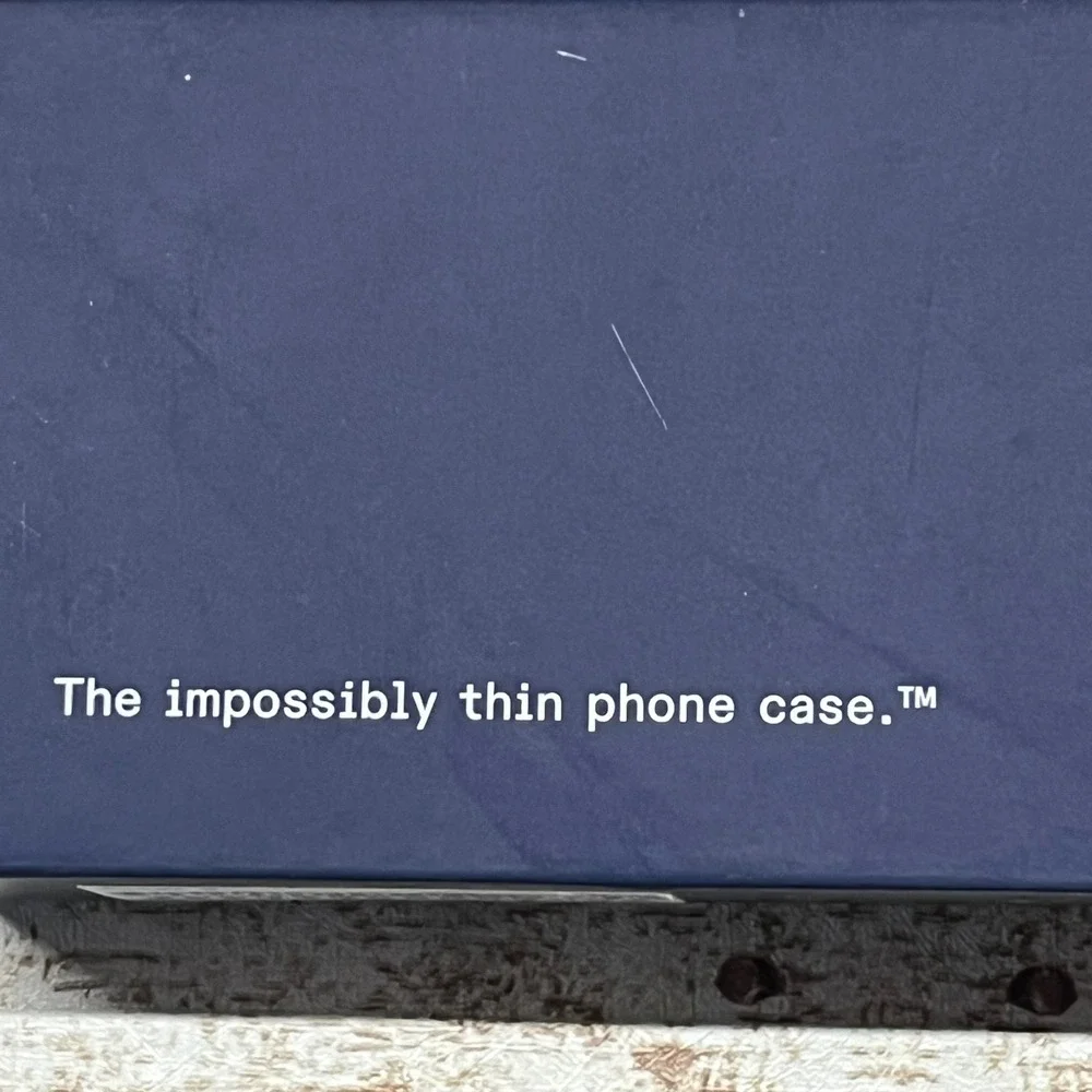 Latercase Pixel 9 Willy Blue Impossibly Thin Phone Case Featherweight Open Box